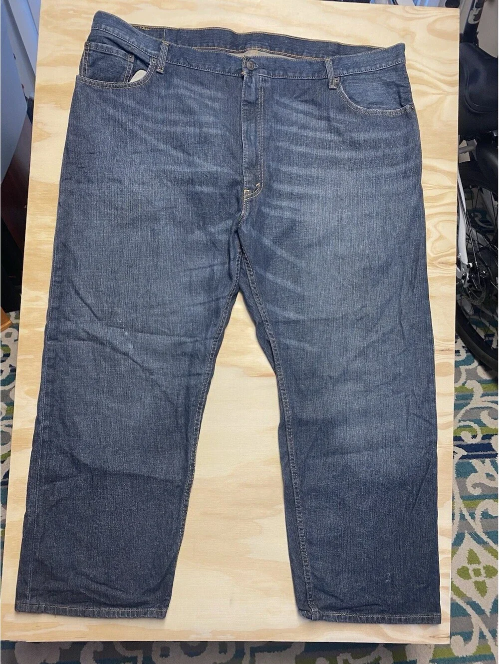 Levi’s 559 Relaxed Straight Men’s Blue Jeans W48 L30 Dark Wash Denim Pants